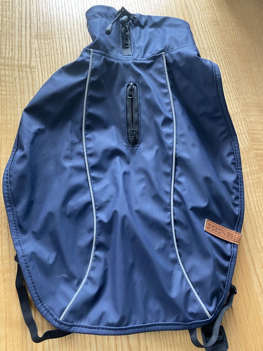 Abbigliamento: Hunde Regenmantel Grösse 35cm – Usato da Oberrindal venduto da Saxana33