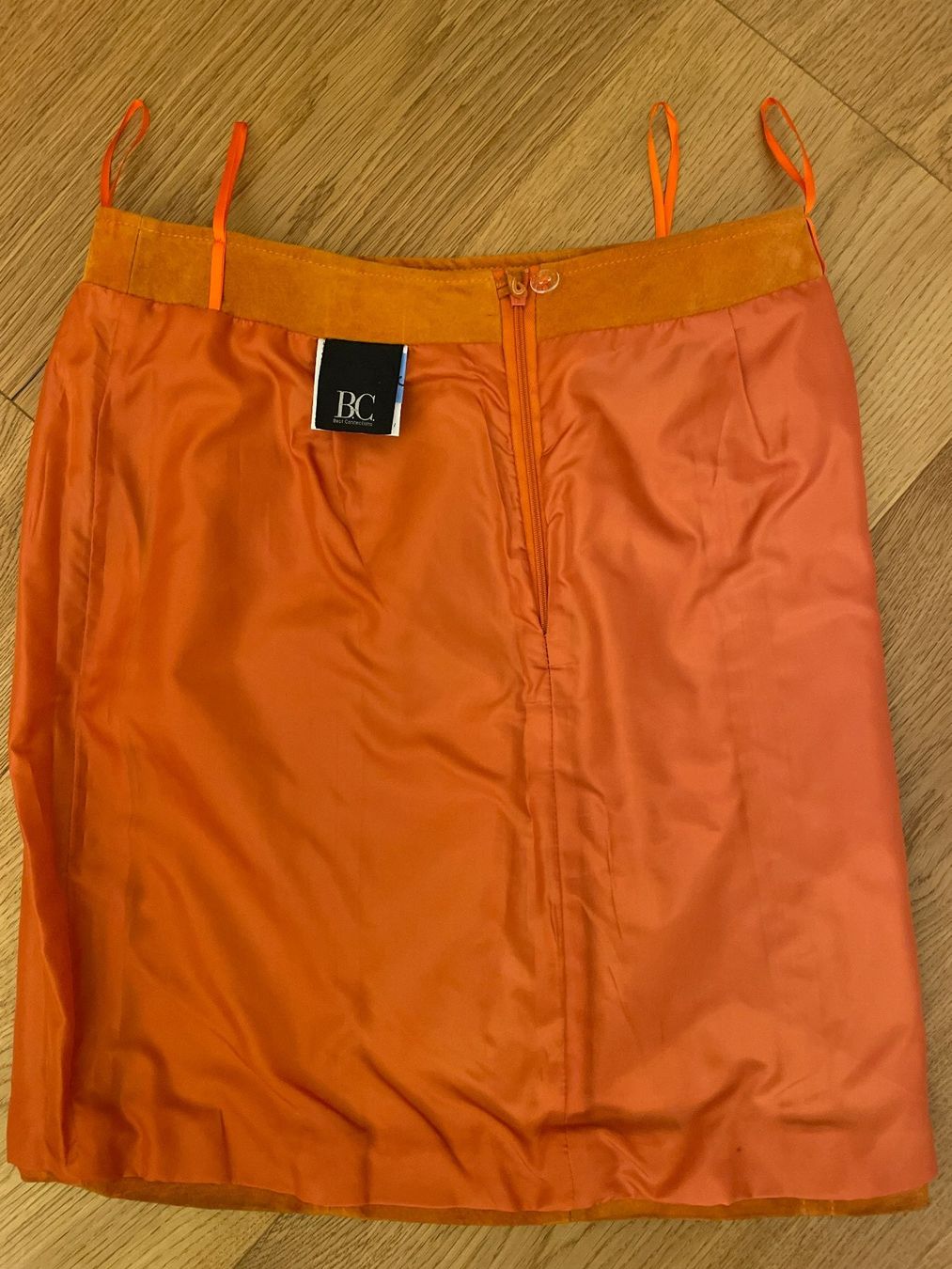Heine Gonne: Lederrock ALBA MODA orange Gr. 34/36 – Usato da Hämikon venduto da schneider.petra 3