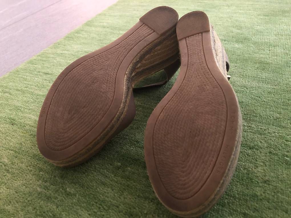 Damenschuhe: Sandali Tommy Hilfiger – Gebraucht aus Faido von _giulia_ 2