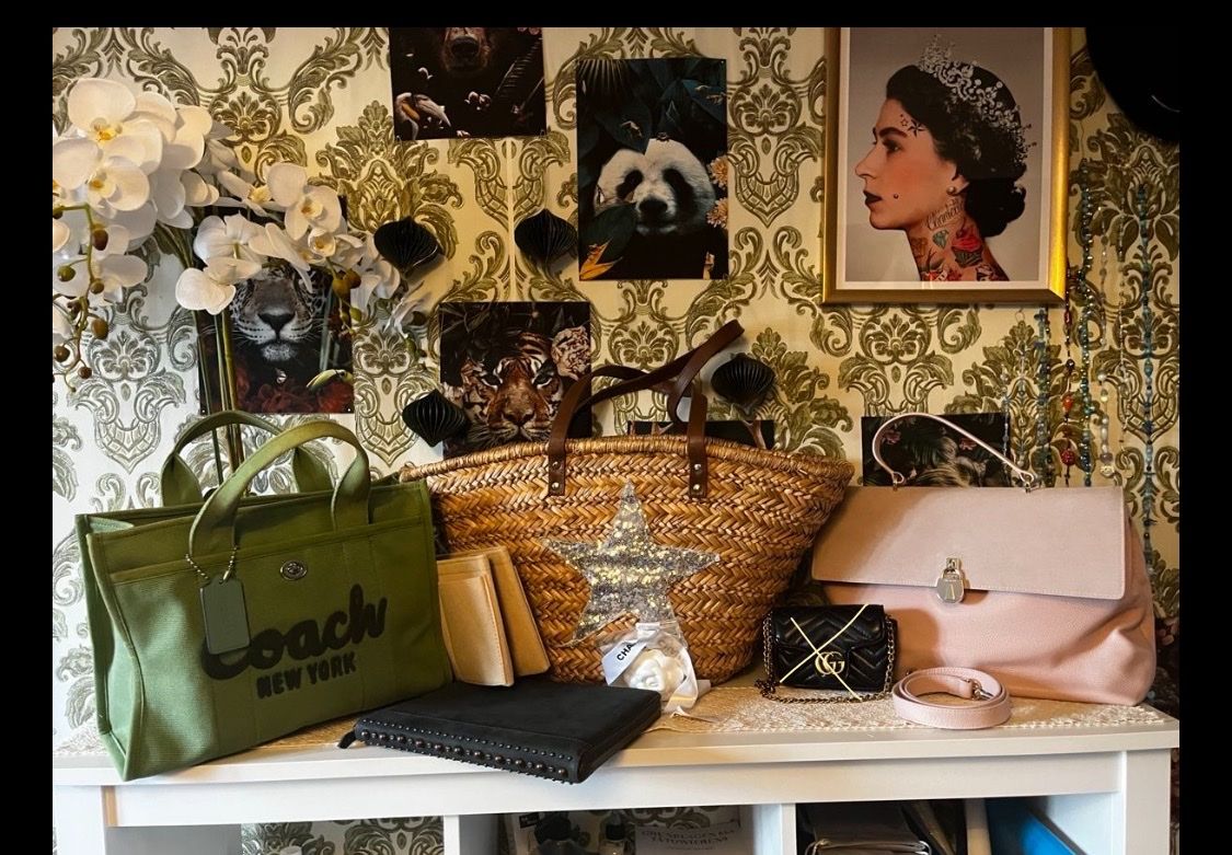 Gucci Borse da donna: Großes Markentaschenset Paket – Usato da Hochdorf venduto da Forestgreen 1