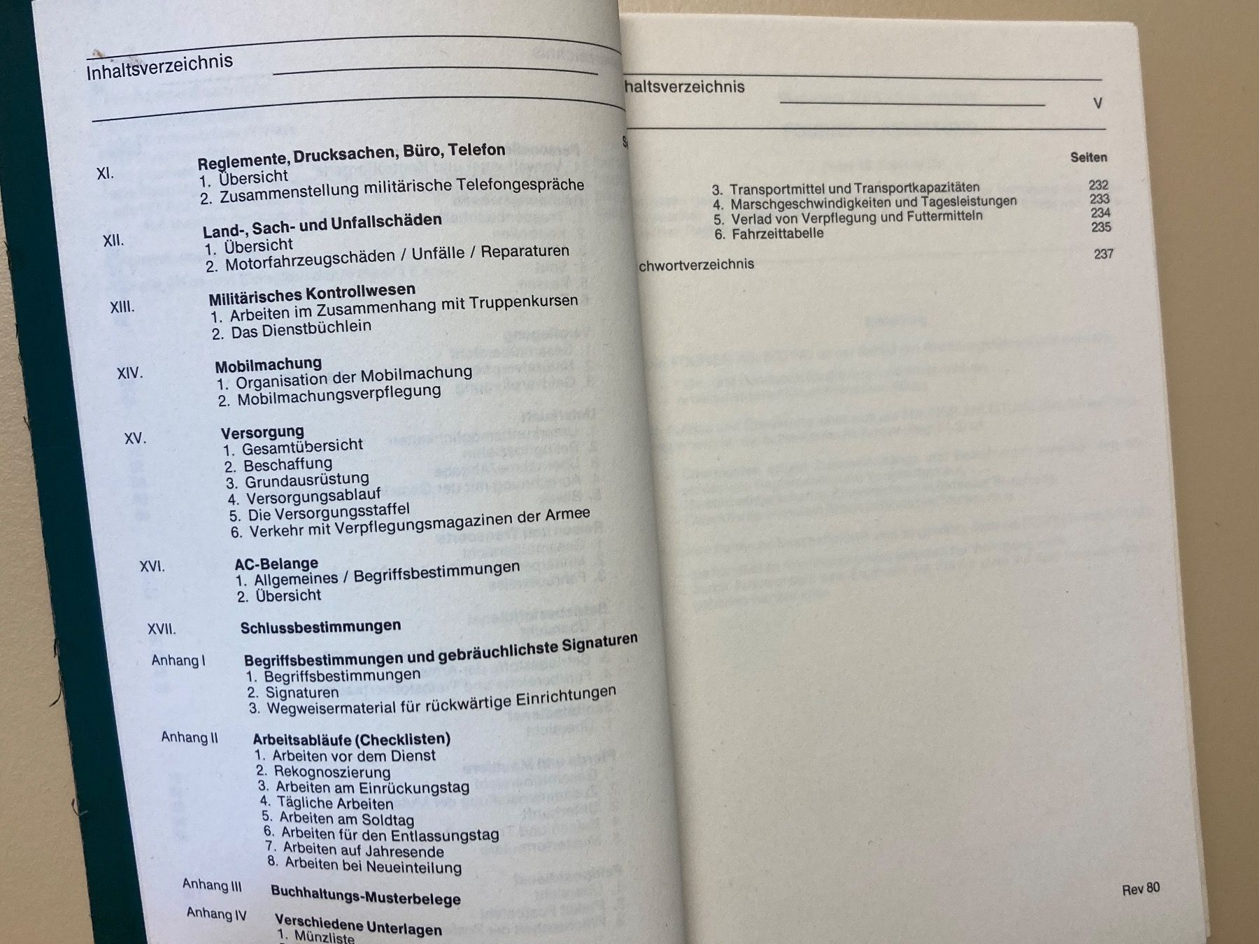 Bücher: Reglement: Fourier-Anleitung - Schweizer Armee – Gebraucht aus Brütten von Hst1 2
