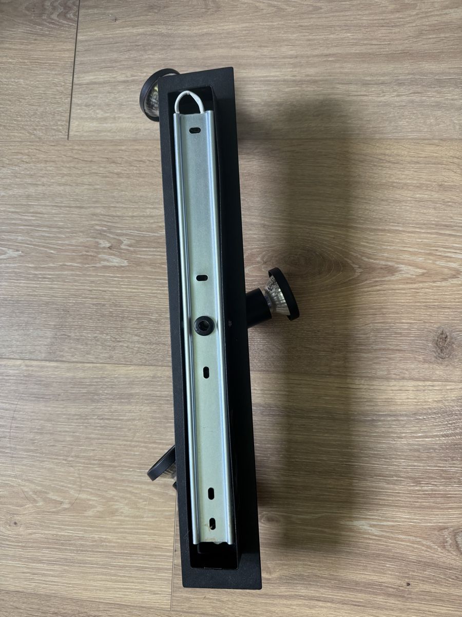 Kronleuchter & Deckenlampen: Lampada a soffitto 3 faretti nero specchio usato – Gebraucht aus Riedern von adr_f79x 3