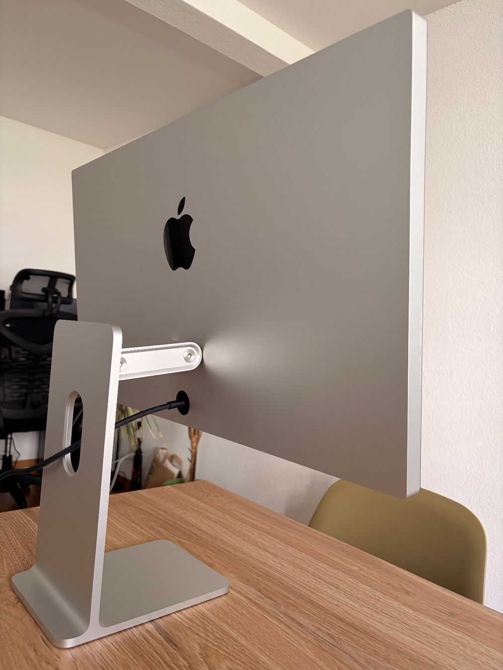 Apple Monitore: Apple Studio Display 1.st Gen. Nano textured, Height adjust. – Neu und originalverpackt aus Biel/Bienne von jes_6k7t 4