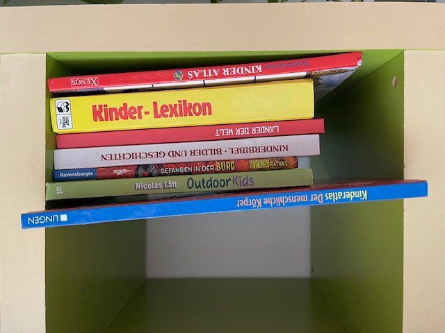 Libri: 7 Stücke Kinderbücher – Usato da Luzern venduto da andyke 4