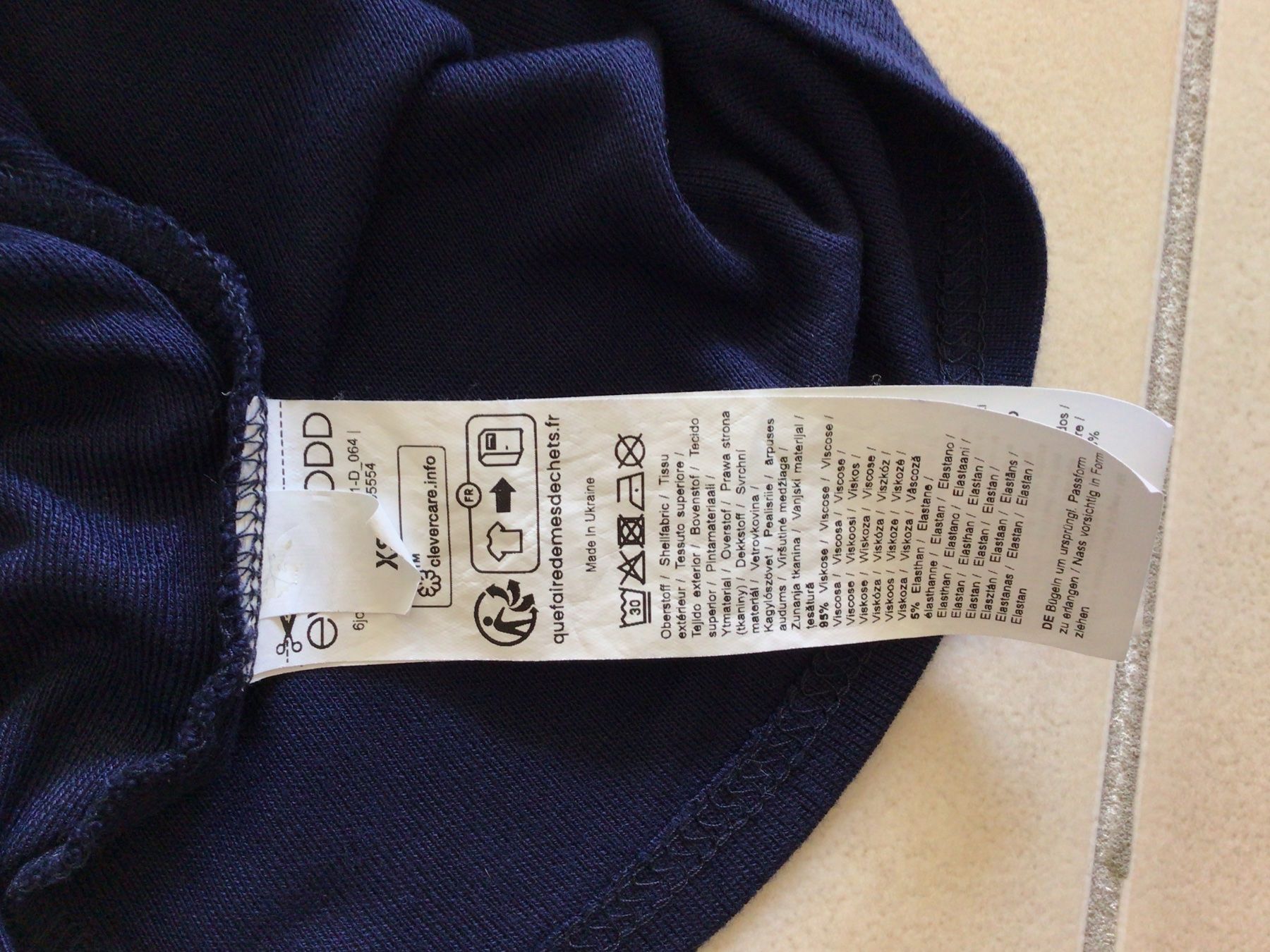 T-shirt: Even&Odd Crop Top, Dunkelblau, Gr. XS – Usato da Frauenfeld venduto da Stehojen 3
