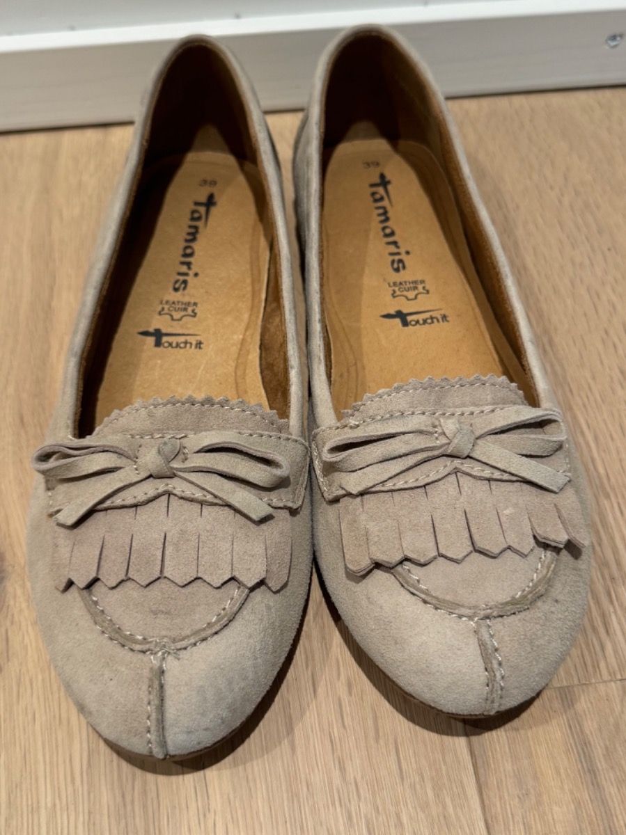 Tamaris Scarpe da donna: Tamaris Halbschuhe / Ballerinas - Grösse 39 – Nuovo (secondo la descrizione) da Adlikon b.Regensdf venduto da julio_duenas