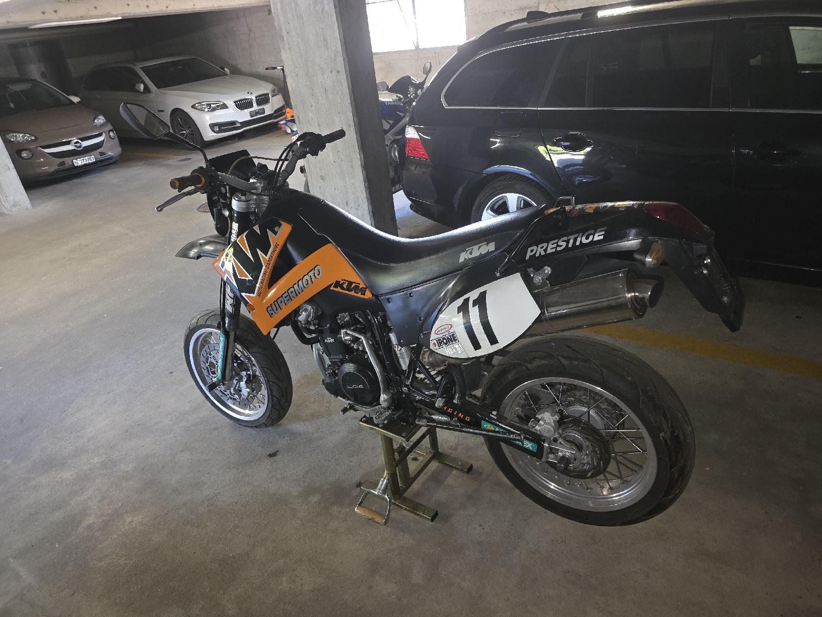 KTM Route: KTM 640 LC4 Supermoto – D'occasion à Worben par Andrea0145 1