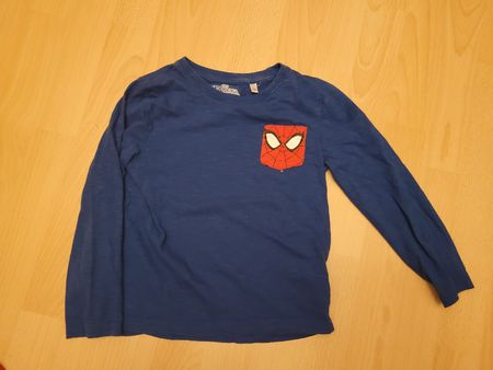 Pullover gr. 122 Spiderman