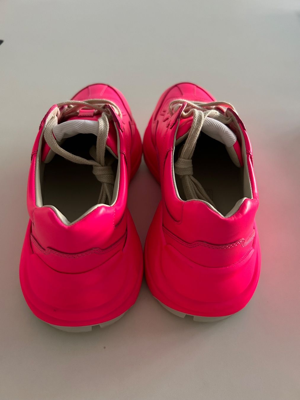 Gucci Herrenschuhe: Gucci Sneackers – Gebraucht aus Aesch LU von Natallina 1