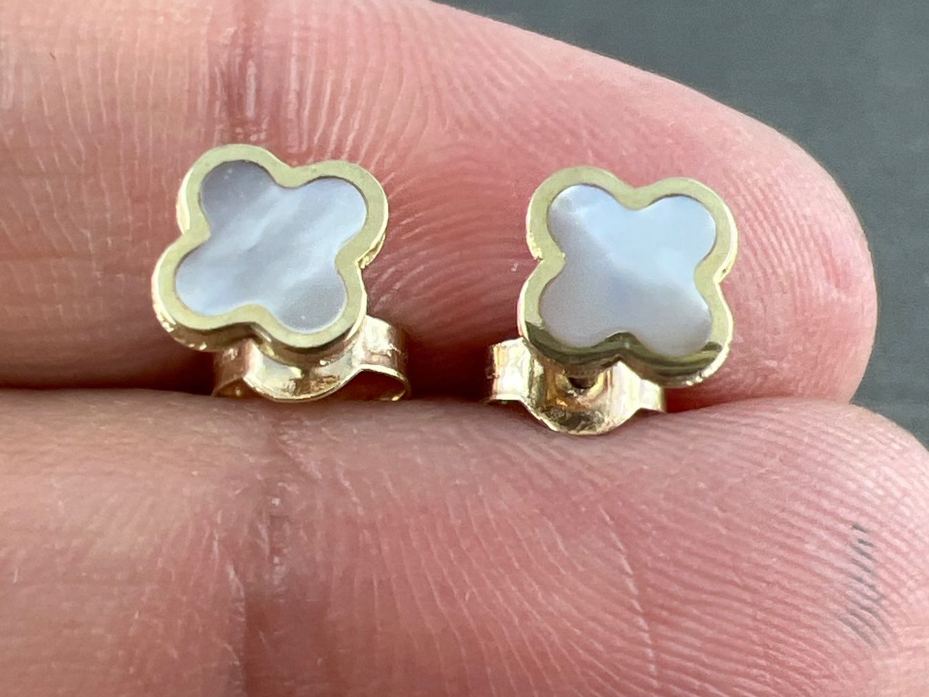 Orecchini pendenti & Orecchini a lobo: Ohrstecker 375 Gold – Usato da Niederuzwil venduto da leo_8857