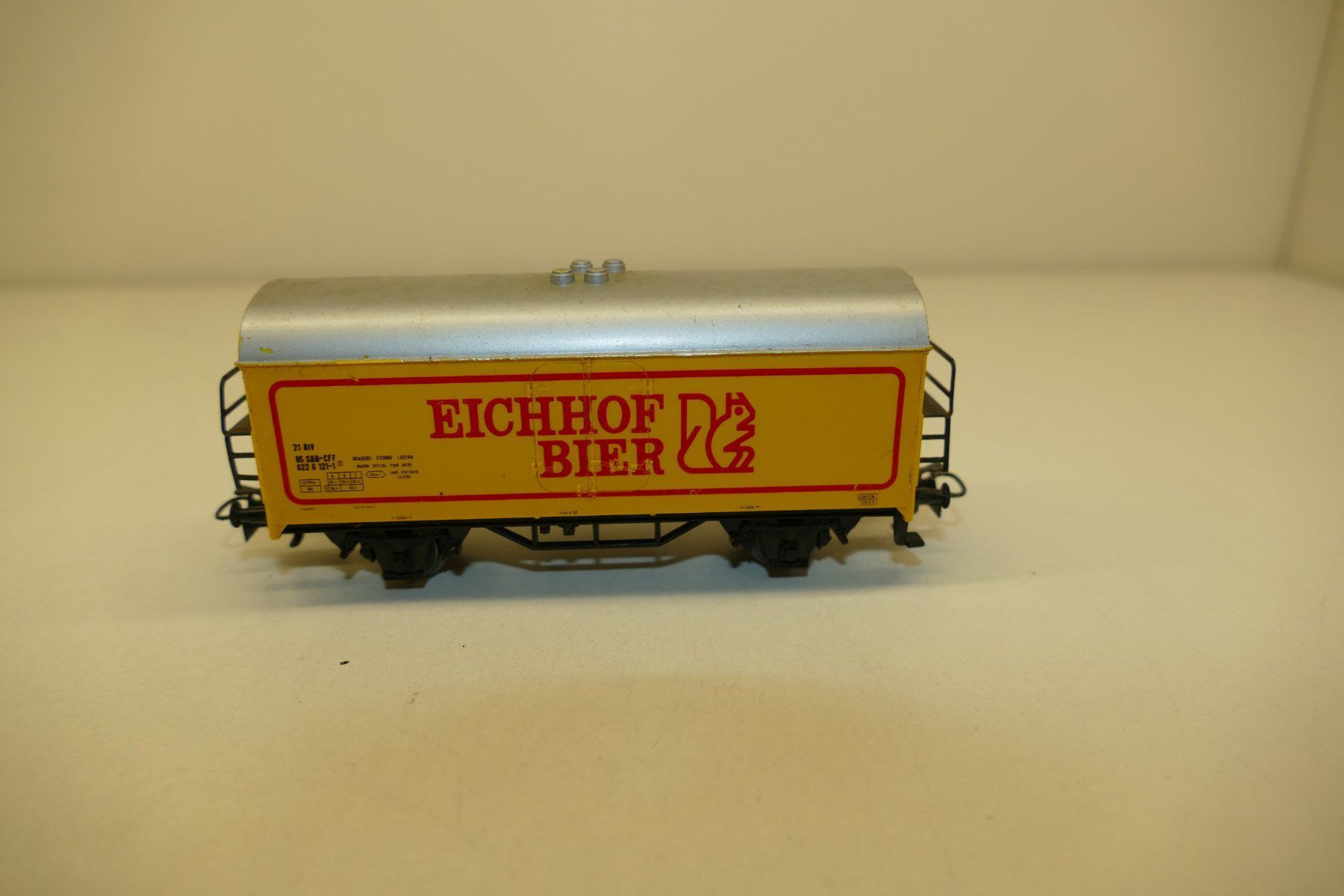 Märklin Modelleisenbahnen: Märklin H0: SBB Kühlwagen Eichhof Bier – Gebraucht aus Niederhasli von rail-duerst 2