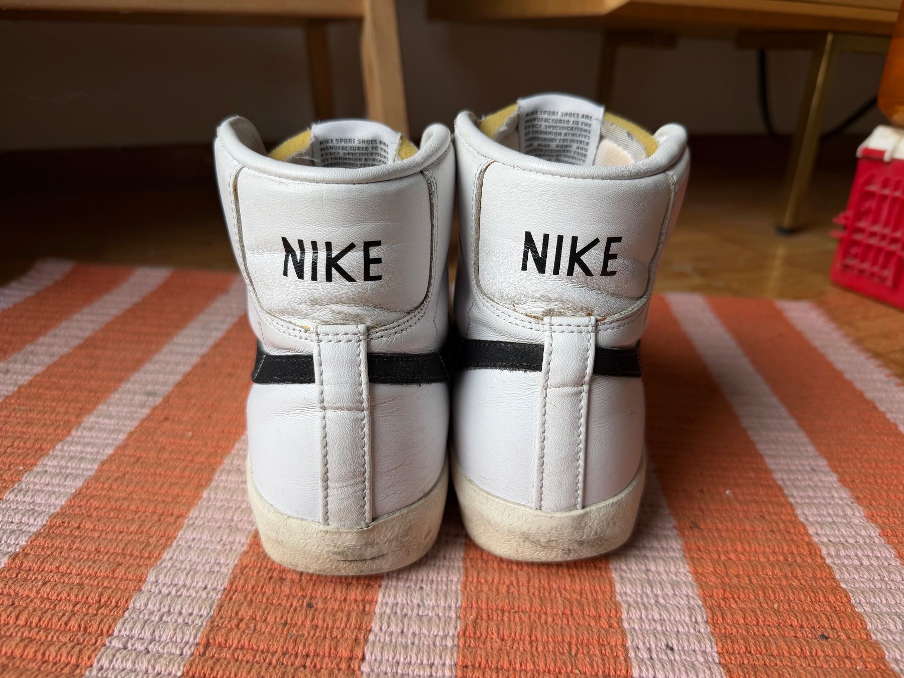 Nike Scarpe da uomo: Nike Blazer Mid 77 – Nuovo (secondo la descrizione) da Bern venduto da joanneagain 2