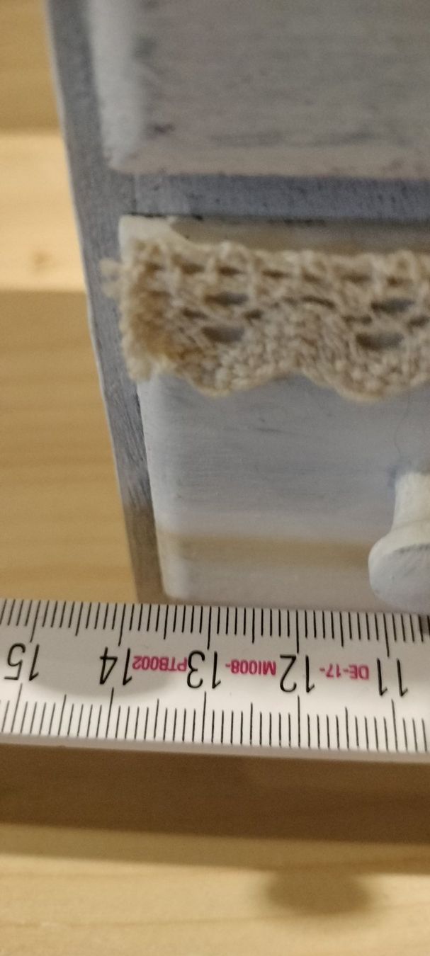 Tutte le decorazioni: Schränkli mini – Usato da Gansingen venduto da Lisa-Jane 8