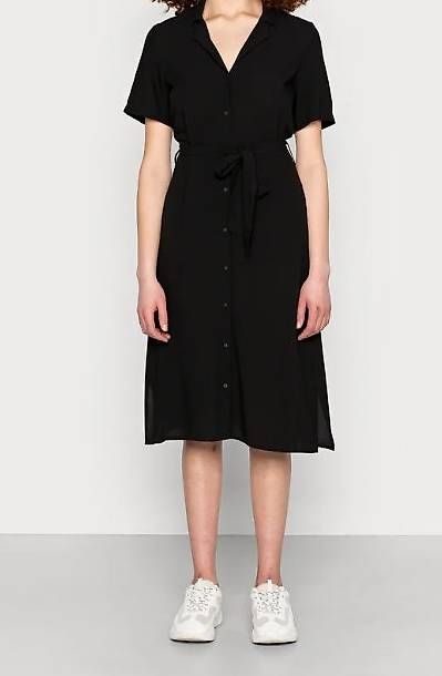 Pieces Kleider: schwarzes Blusenkleid – Gebraucht aus Unterägeri von dom_5l9p