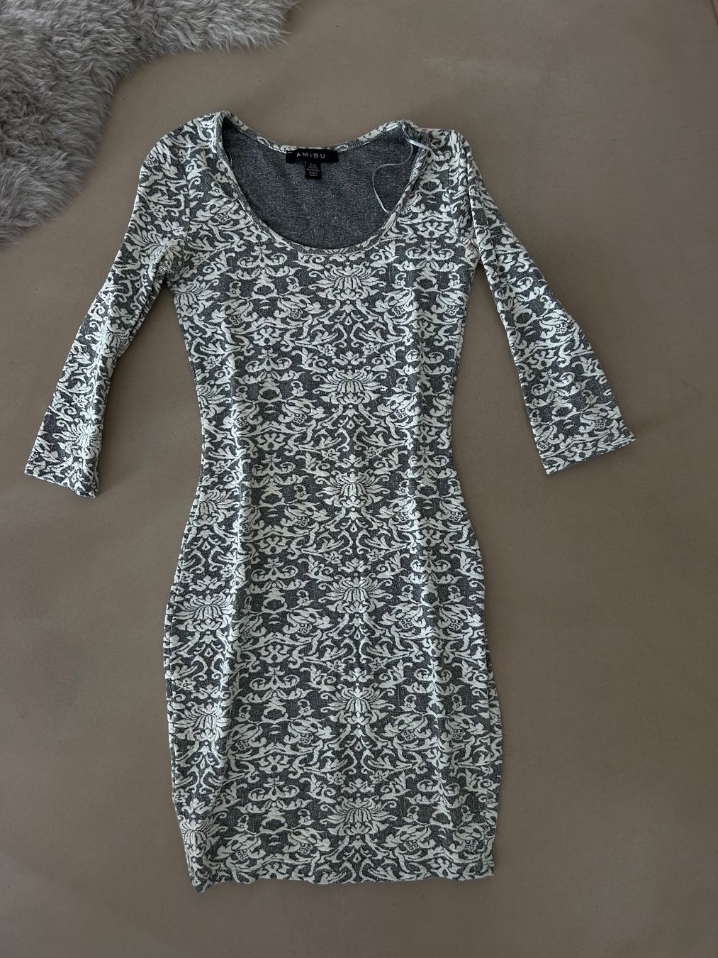 Vestiti: Sweater dress – Usato da Belp venduto da jan_6yvx