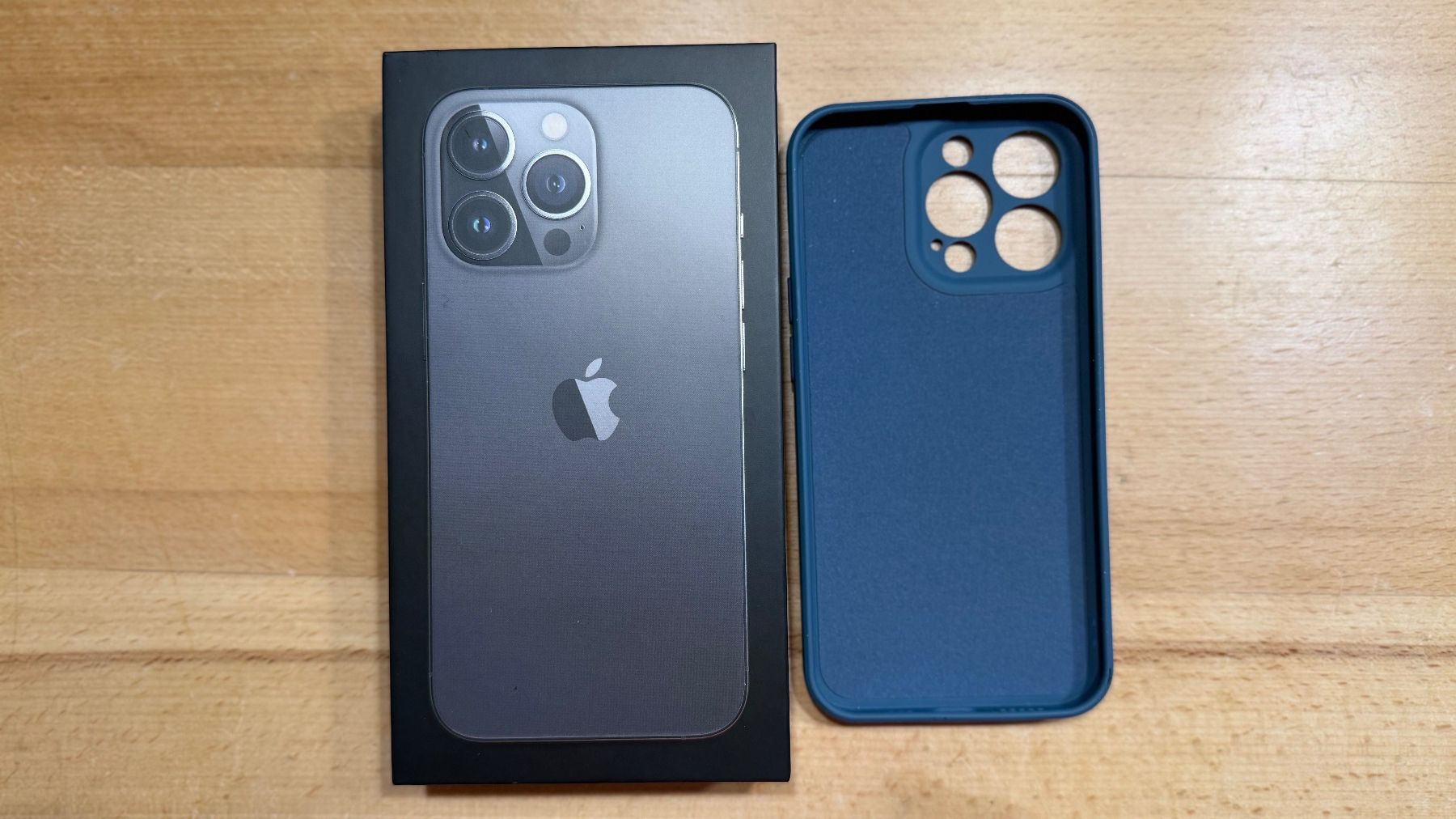 Apple Telefoni cellulari / Smartphones: iPhone 13 Pro Graphite 128 GB - Top Zustand – Usato da Baettwil venduto da Schmidy25 6