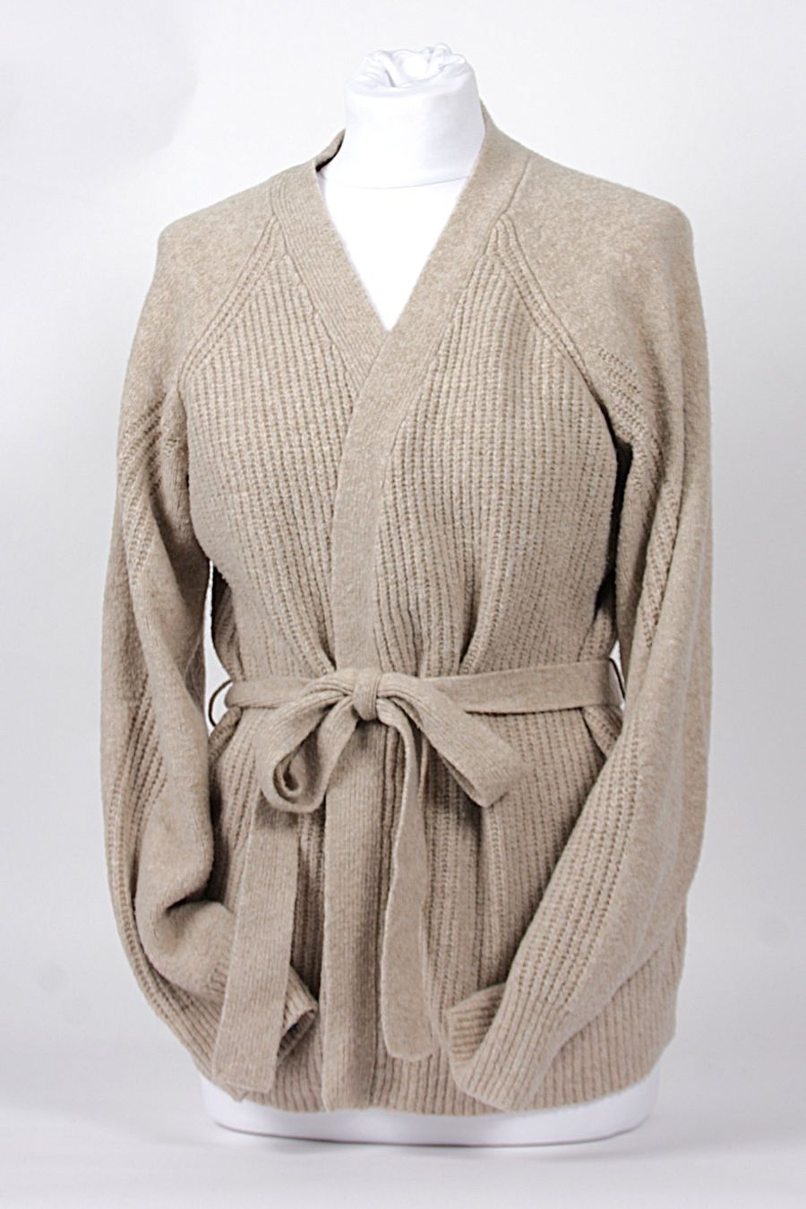 Vila Giacche: VILA Gürtel Strickjacke beige – Usato da Zollikofen venduto da Restwert_Zollikofen