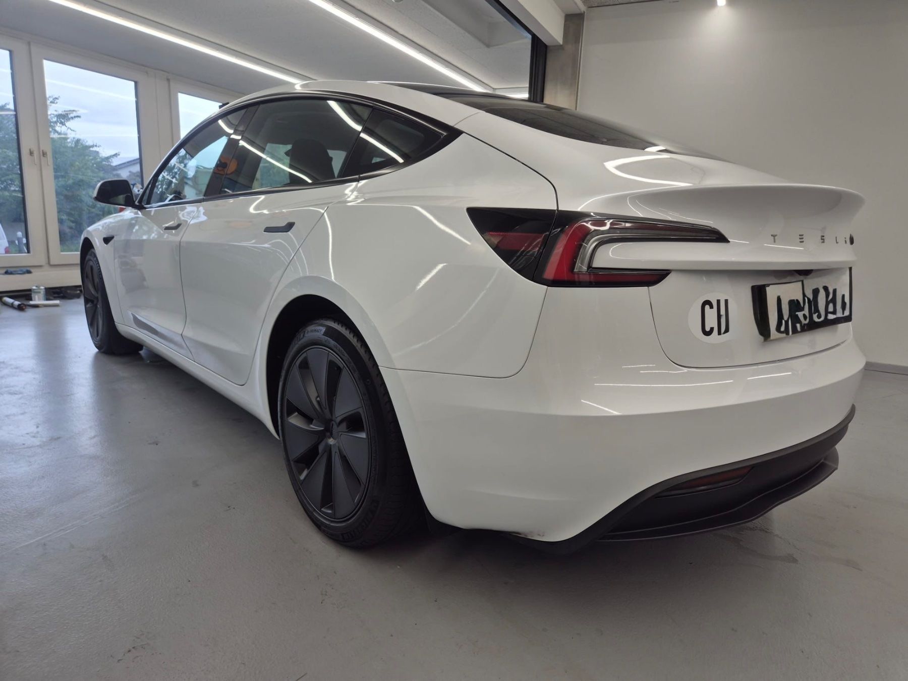Tesla Automobili: Tesla Model 3 Highland, duo motor, long range – Usato da Dübendorf venduto da xce_m8qq 1