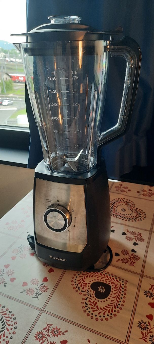 SilverCrest Elettrodomestici da cucina: Silvercrest Standmixer SSM 600 B2, 600 W – Usato da Rapperswil SG venduto da ale_xg9f 2