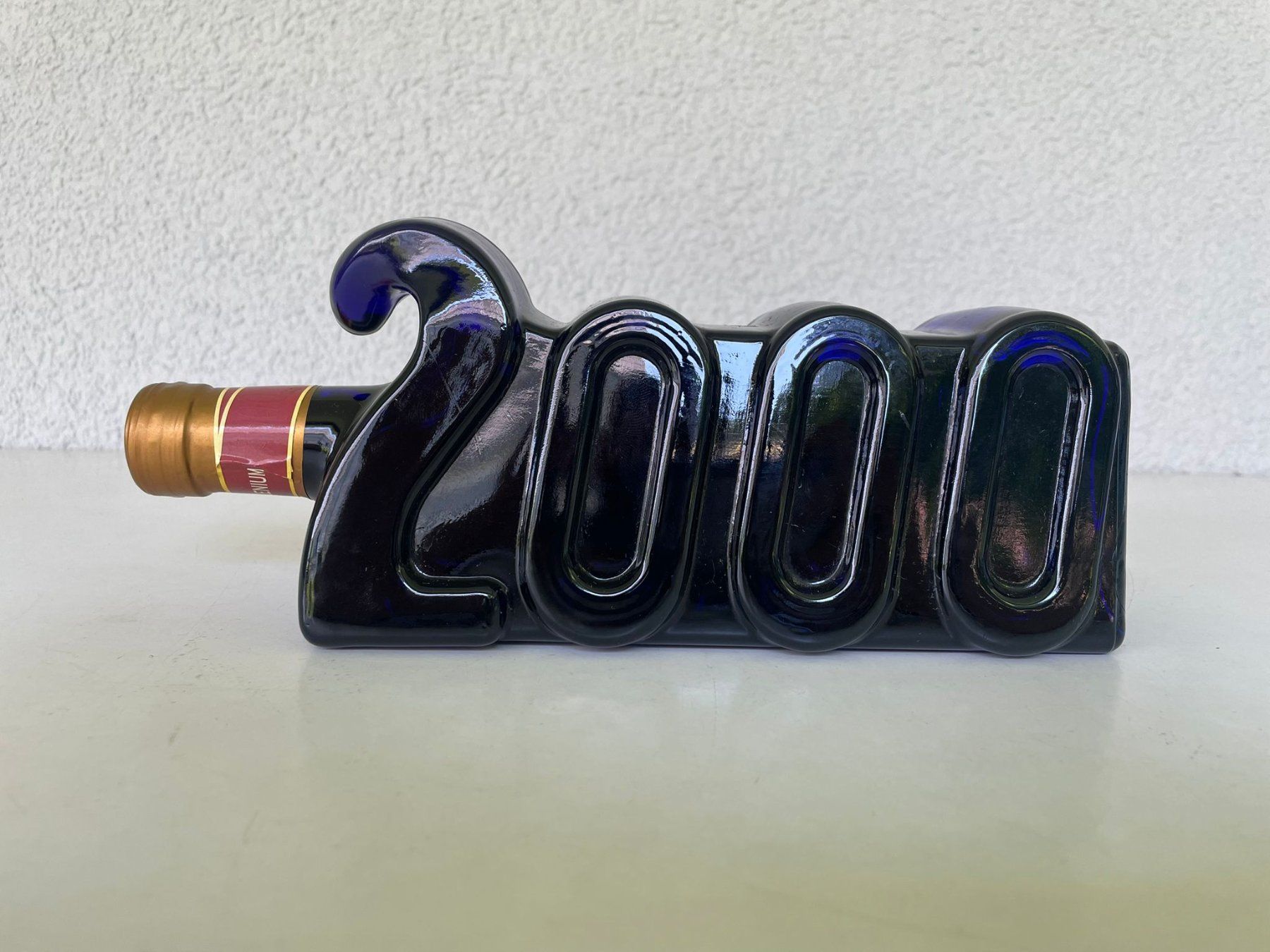 Vino: Cabernet Sauvignon 2000 Millenium Flasche – Nuovo (secondo la descrizione) da Luzern venduto da Frisi77