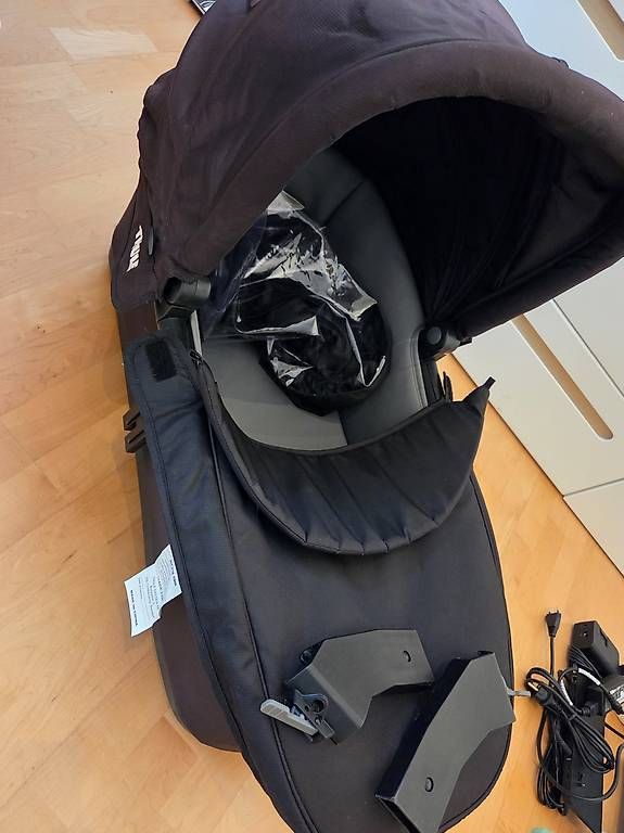 Thule Carrozzine: Thule Babywanne, Urban Glide 2 – Usato da Uitikon Waldegg venduto da ansi87