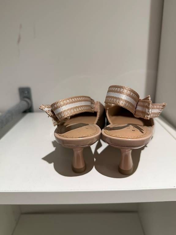 Scarpe da donna: Beige Kittenheels von "A New Day" – Nuovo e nell'imballaggio originale da Zürich venduto da nic_c8k6 4