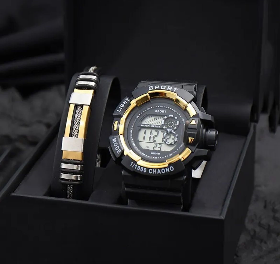 Orologi: Armbanduhr • Full set – Nuovo e nell'imballaggio originale da Oberegg venduto da Alepokemon