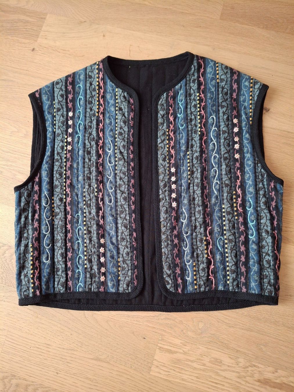 Gilets & Westen: Gilet – Gebraucht aus Hünibach von keypin01