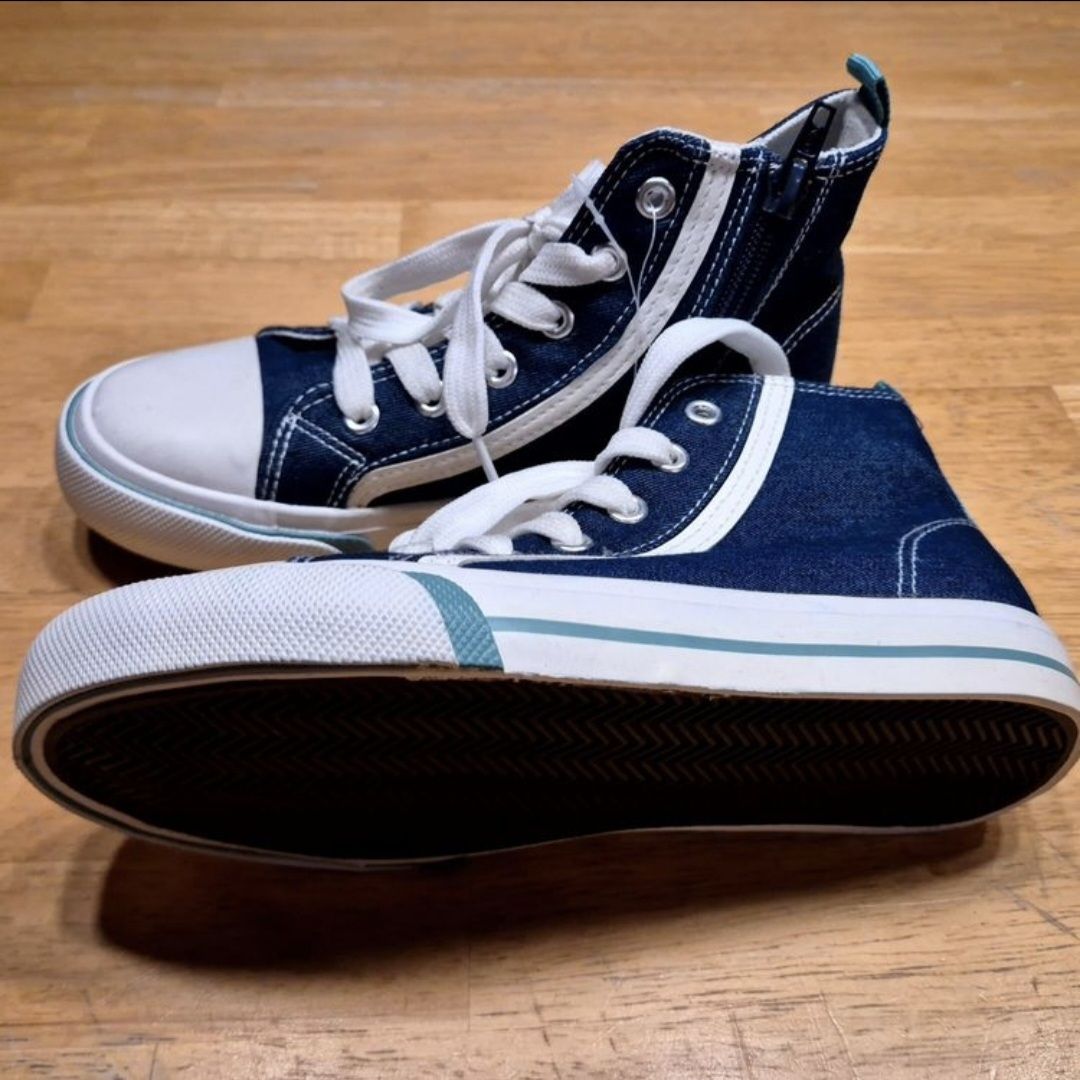 Scarpe per ragazzi: Sneakers Gr.32 | NEU !! – Nuovo (secondo la descrizione) da Gerlafingen venduto da SiM_sch