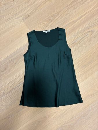 Dunkelgrünes Top von Anis
