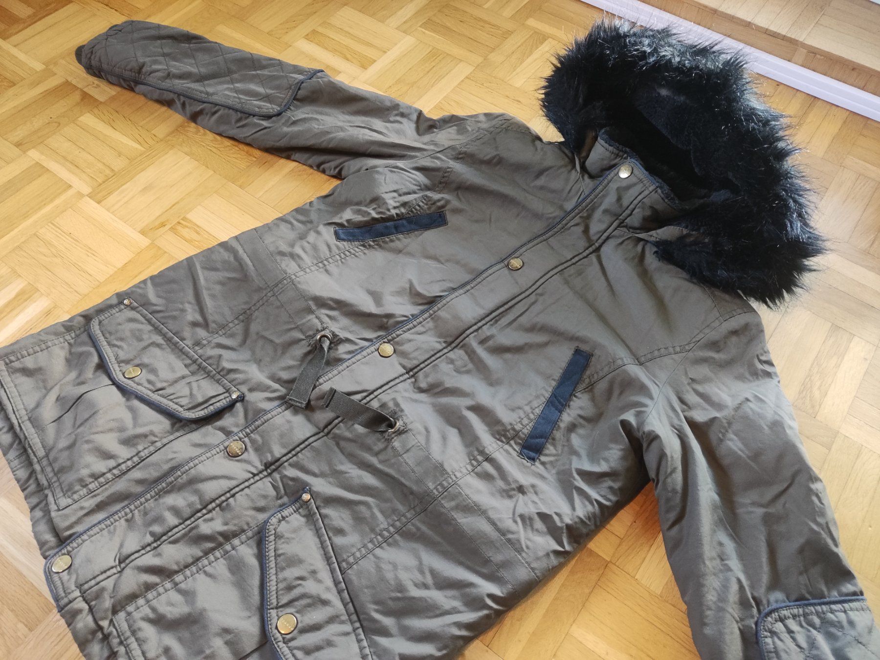 Giacche & Cappotti: Winterjacke 164 olivgrün mit Fell – Usato da Kriens venduto da rinzmann 2