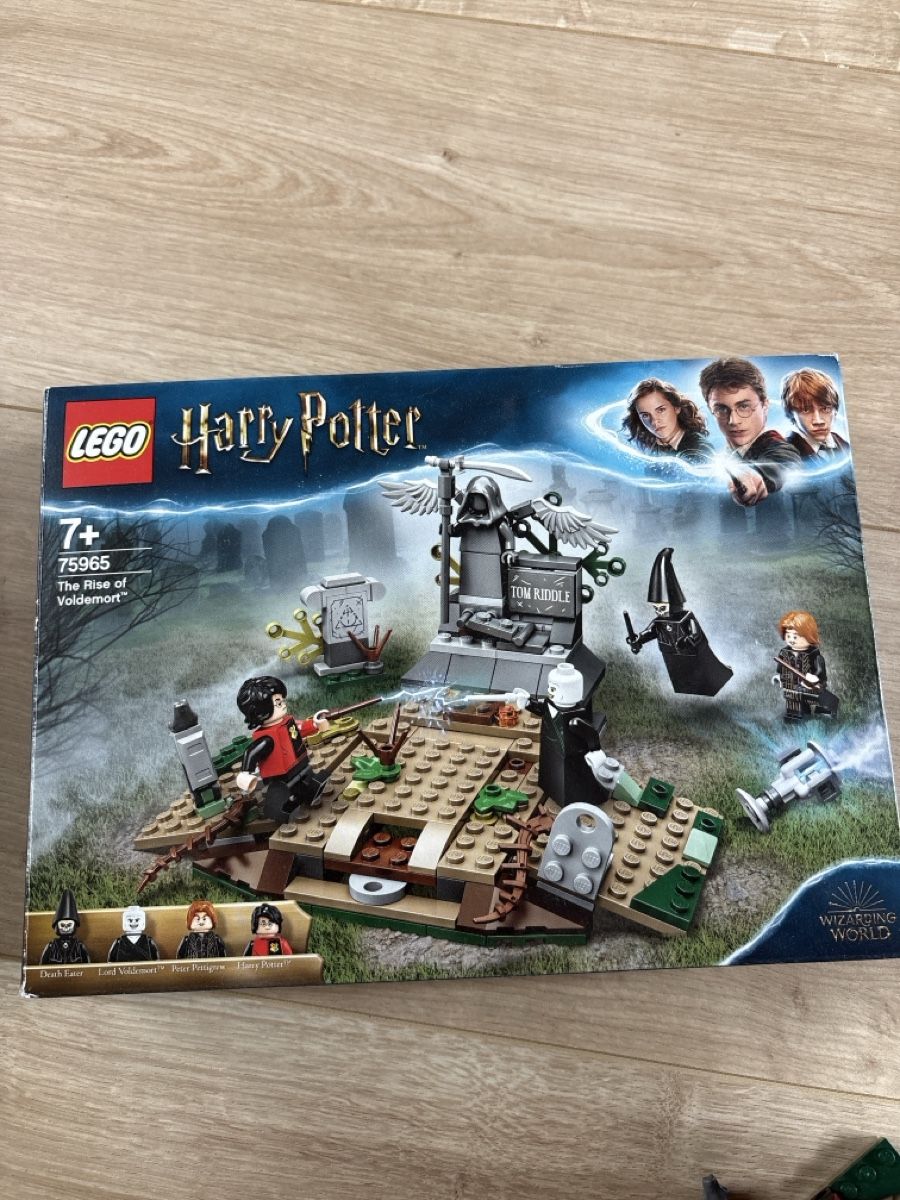 Lego Kit di costruzioni: LEGO Harry Potter 75965 La Montée de Voldemort – Usato da Genève venduto da vqu_m2sm
