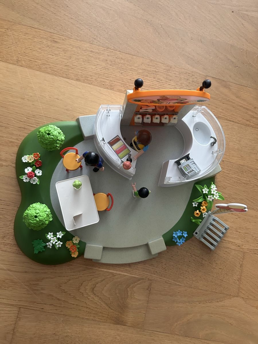 Playmobil Giocattoli: Eisdiele Playmobil – Usato da Kriens venduto da mel_ld5g 1