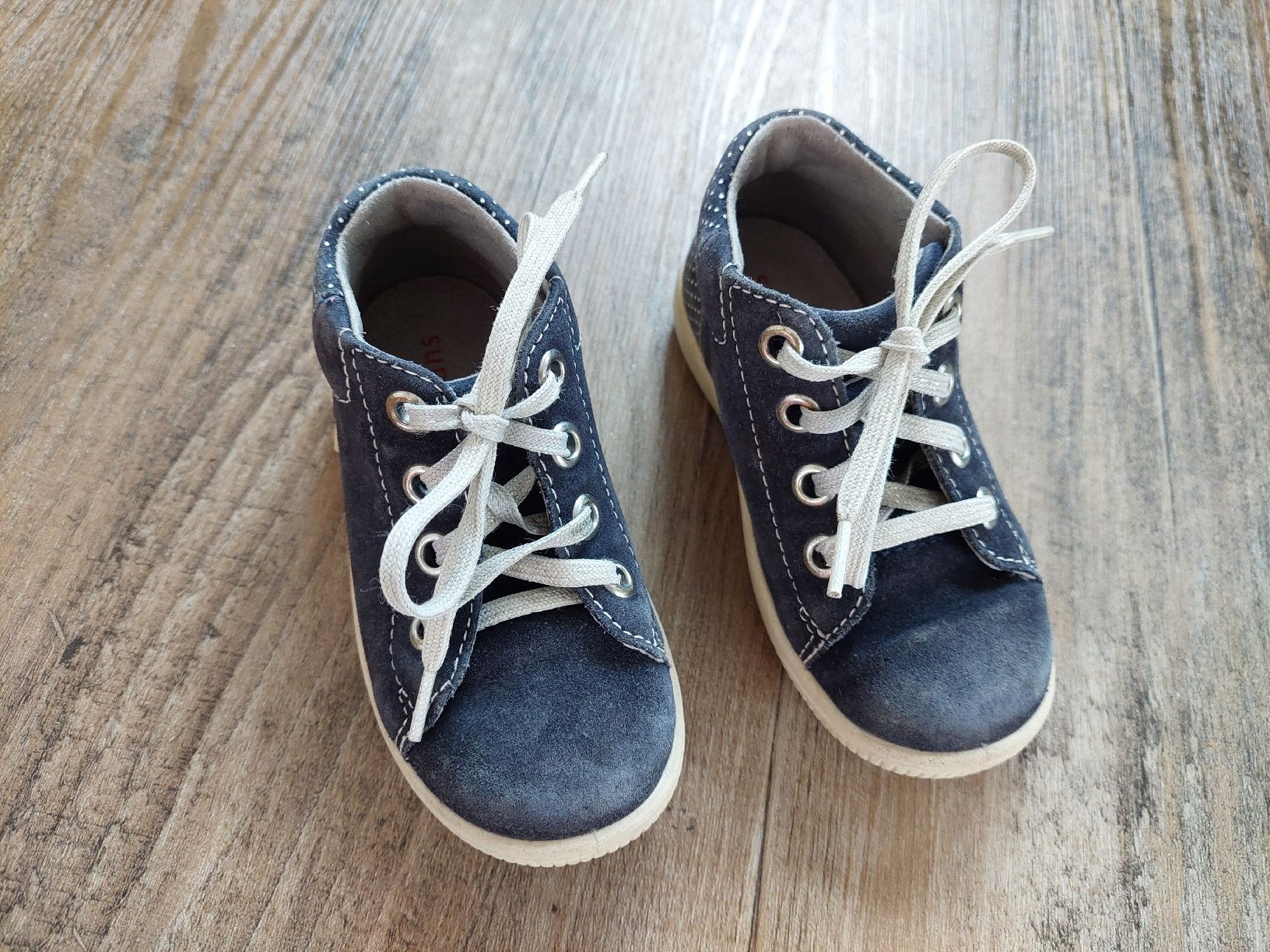Chaussures garçon: Superfit Schuhe 22 – D'occasion à Aeschi b. Spiez par Corin1234