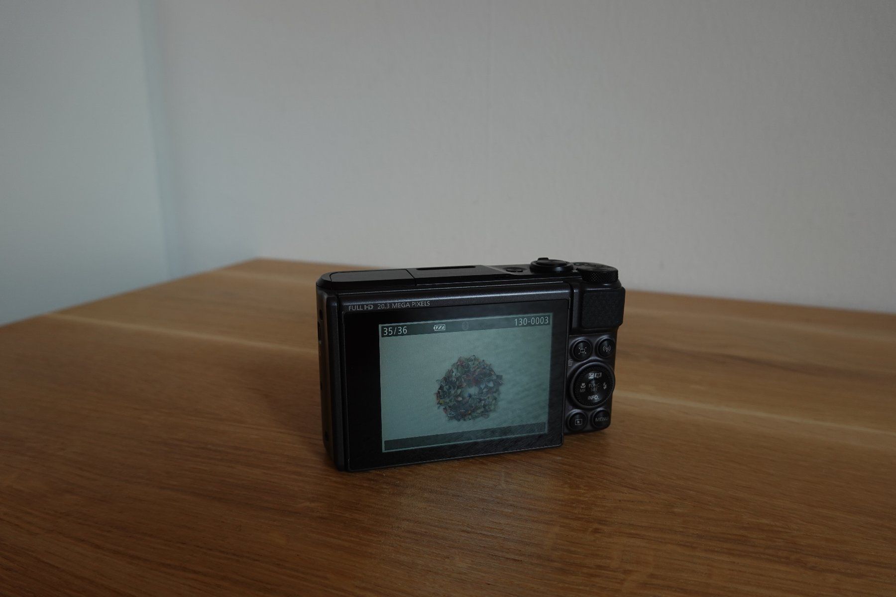 Canon Fotocamera: Canon Powershot SX730 HS Grau - Top Zustand – Usato da Fribourg venduto da mar_9vlt 5