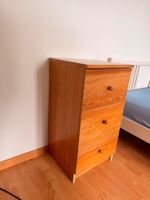 Wooden Chest of Drawers / Nightstand – CHF 10