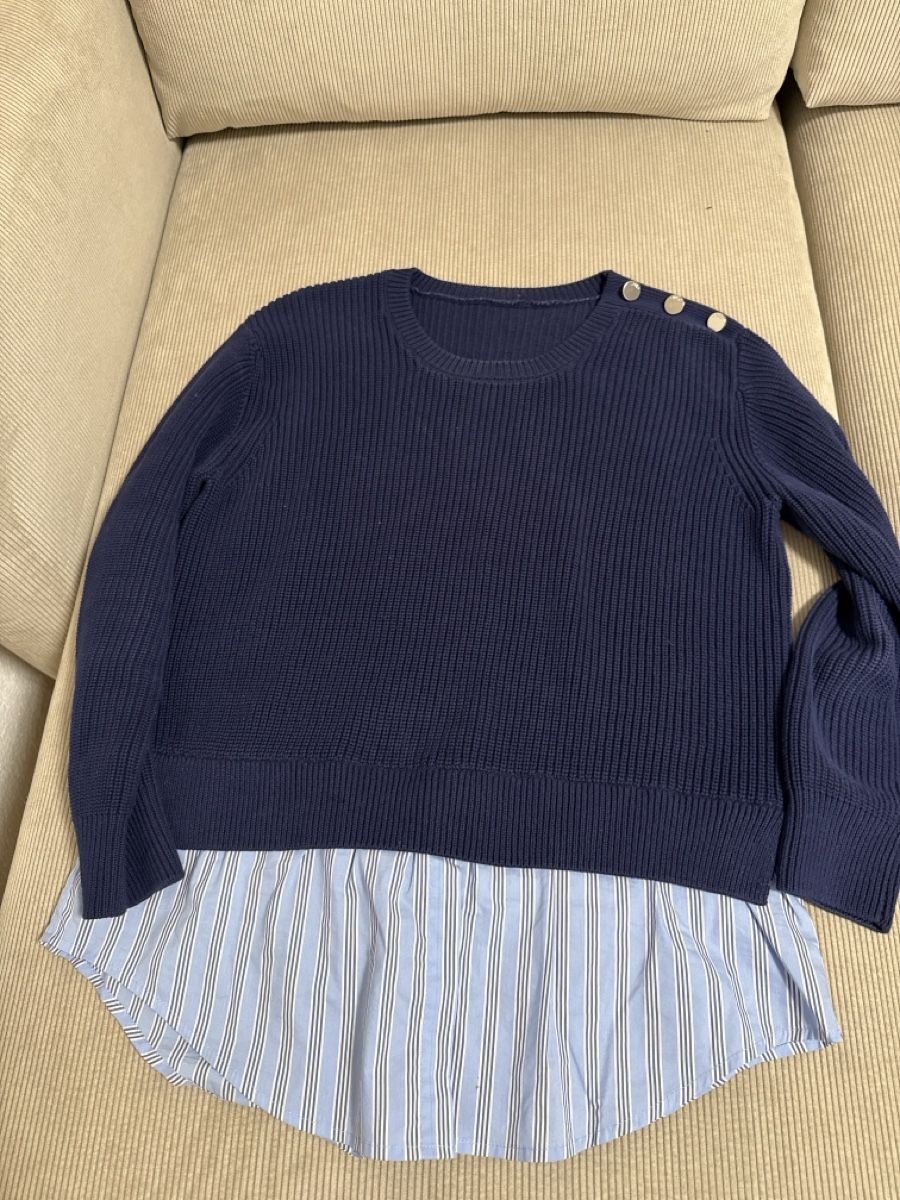 Liu Jo Maglioni & Felpe: Liu Jo Strickpullover mit Hemd-Einsatz, Grösse M, Dunkelblau – Usato da Selzach venduto da Adatte02