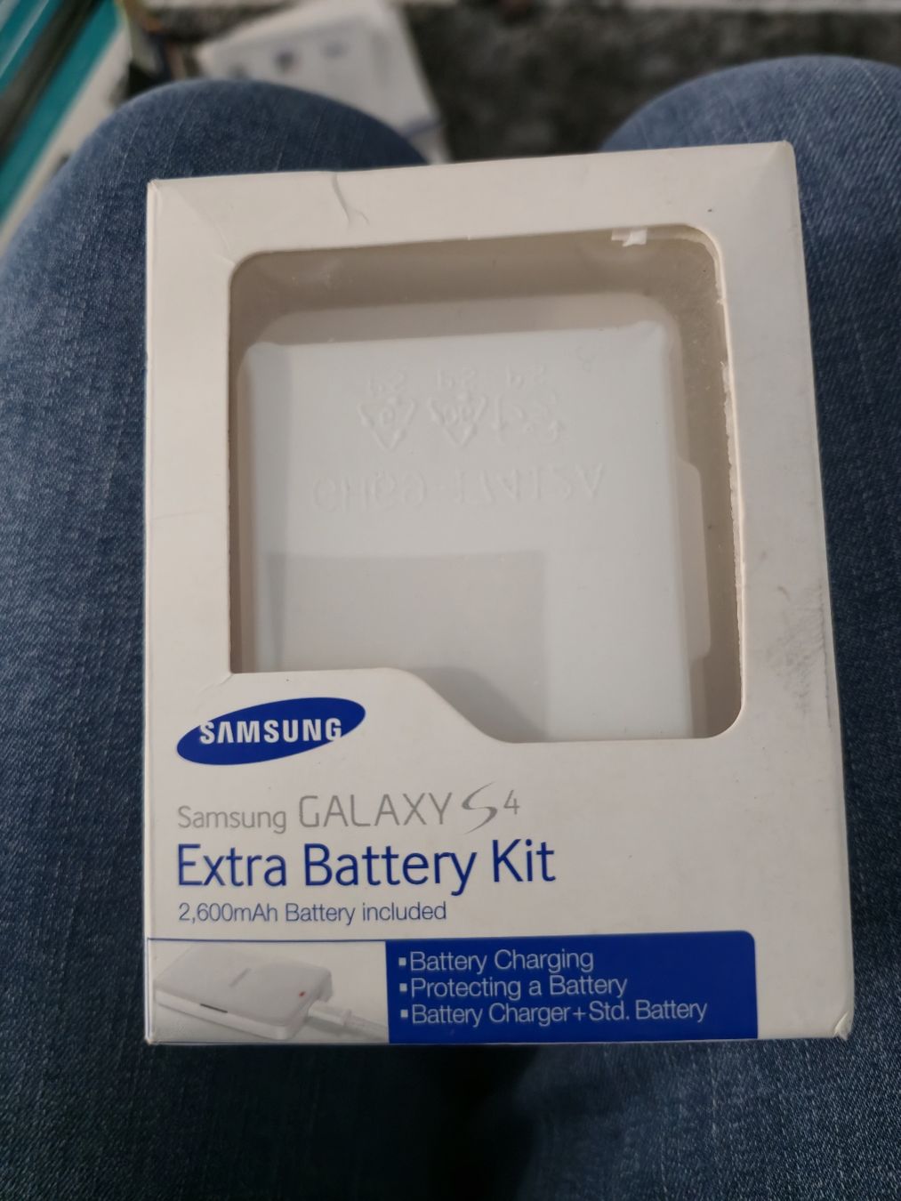Caricatori & Batterie: Samsung Galaxy S4 - Extra Battery Kit - Original – Nuovo (secondo la descrizione) da Ehrendingen venduto da Ince2016
