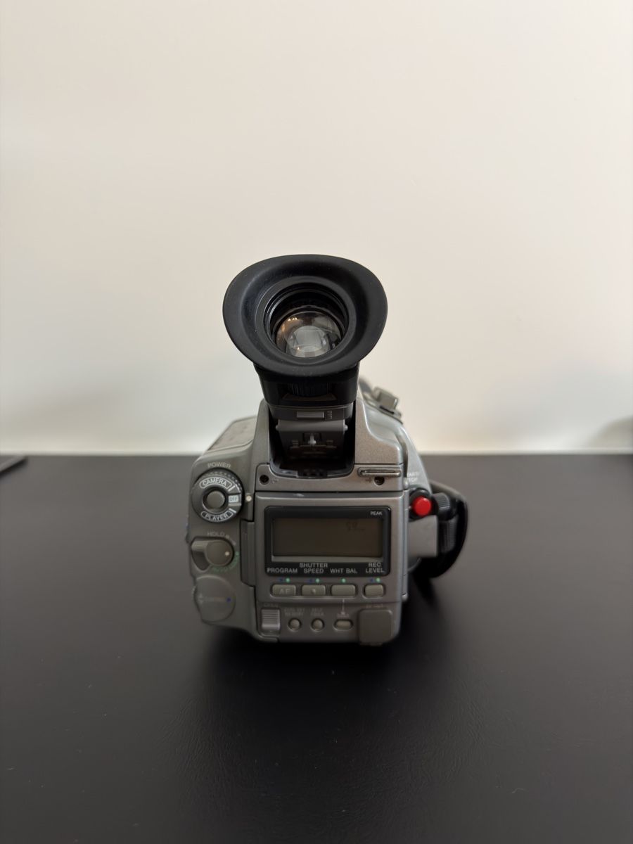 Sony Camcorder: Sony DCR VX1000 E – Gebraucht aus Zürich von Daveischda 1