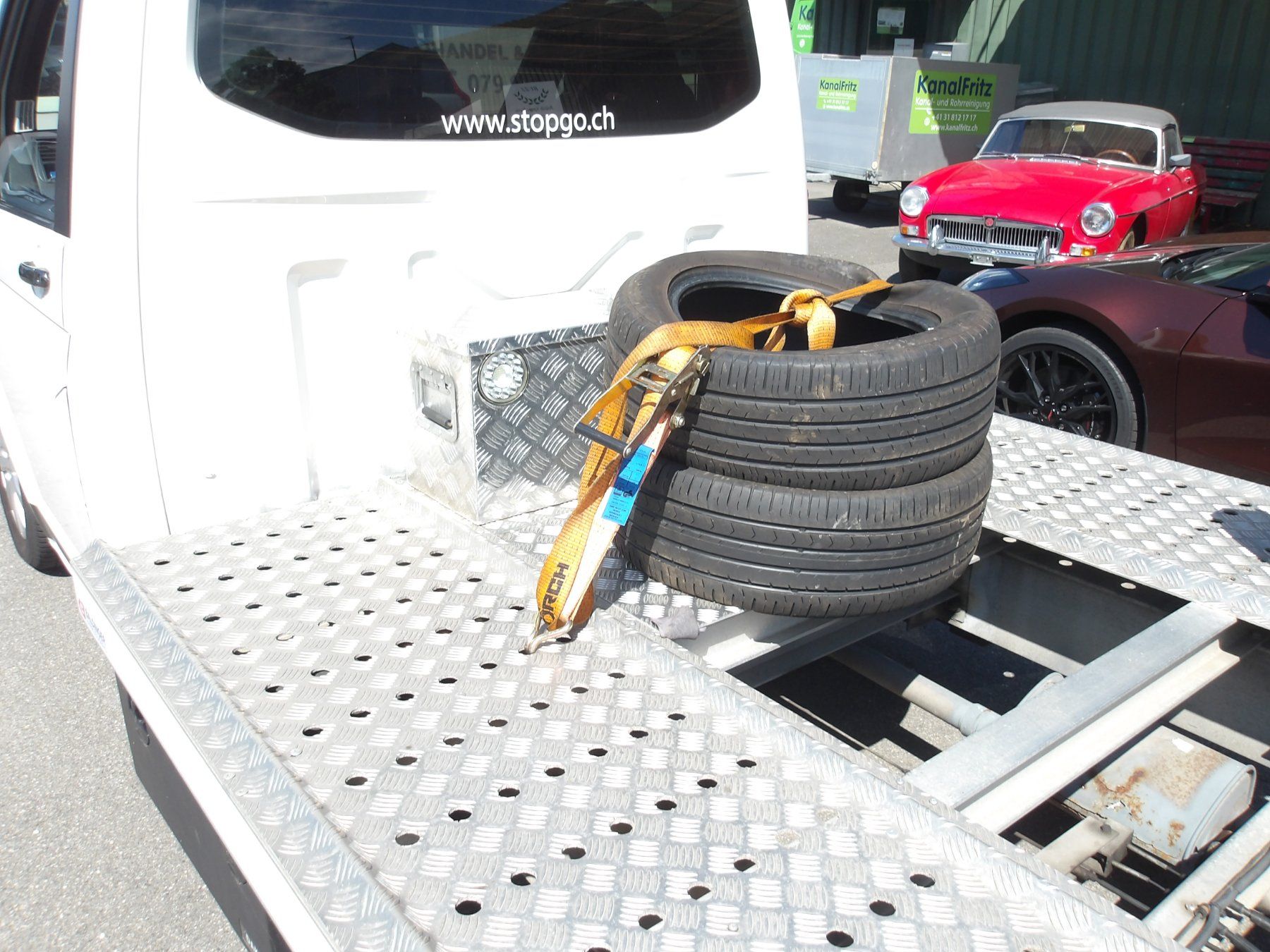 VW Nutzfahrzeuge: Abschlepper, Fahrzeugtransporter – Gebraucht aus Toffen von Buzz_AG 1