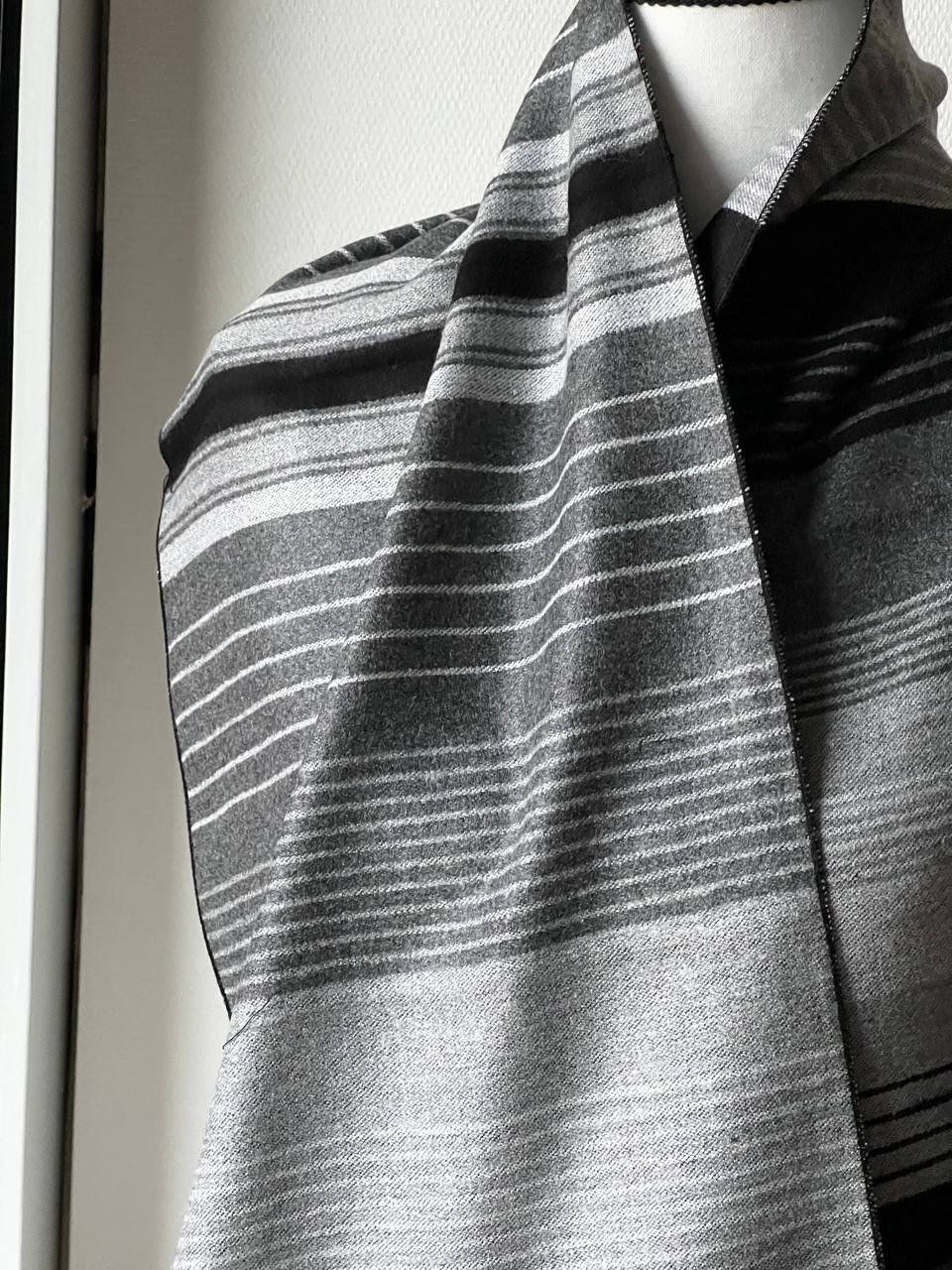Foulard & Sciarpe: Lerros Schal – Nuovo e nell'imballaggio originale da Riehen venduto da ann_76jw 4