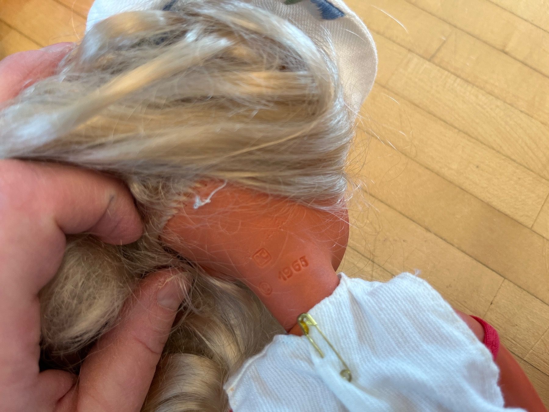 Puppen: Puppe 1968 mit 2 Kleidern – Gebraucht aus Horgen von Hoppelhase11 3