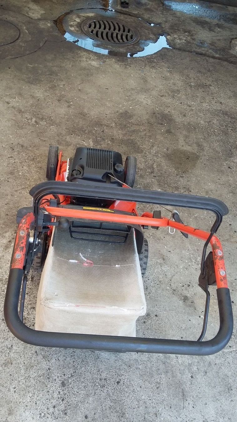 Tagliaerba: Rasenmäher SABO 52 Vario Briggs Stratton – Usato da Dulliken venduto da mopar030 3