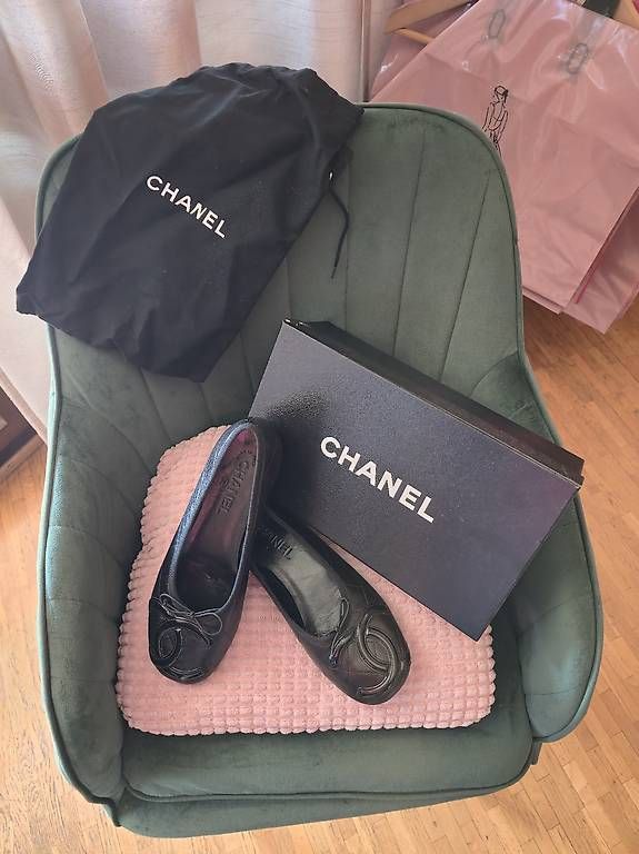 Damenschuhe: Ballerines Cambon Chanel – Neu und originalverpackt aus Genève von san_l6z5