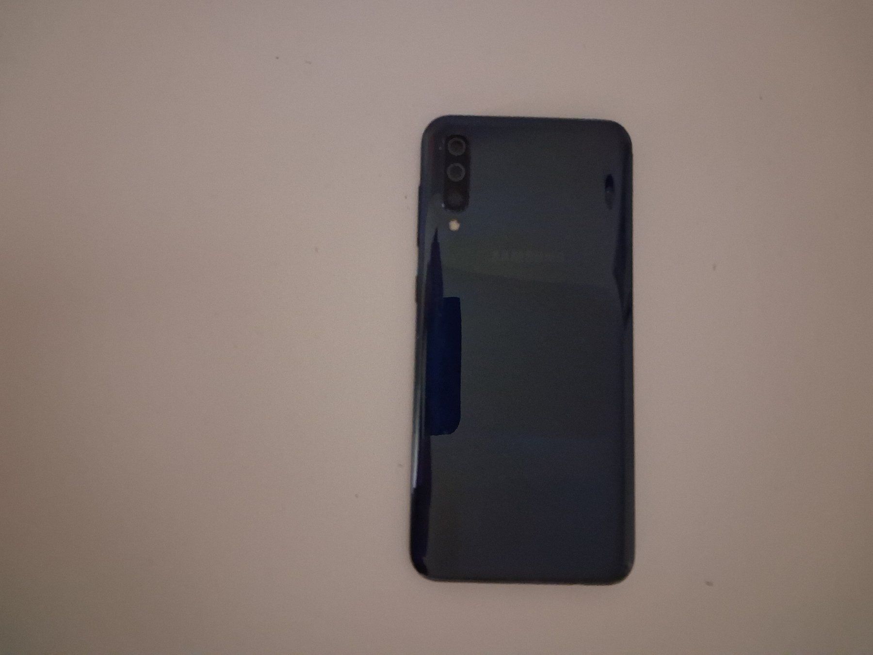 Samsung Telefoni cellulari / Smartphones: SAMSUNG Galaxy A50 – Usato da Goldach venduto da kg57-3 1