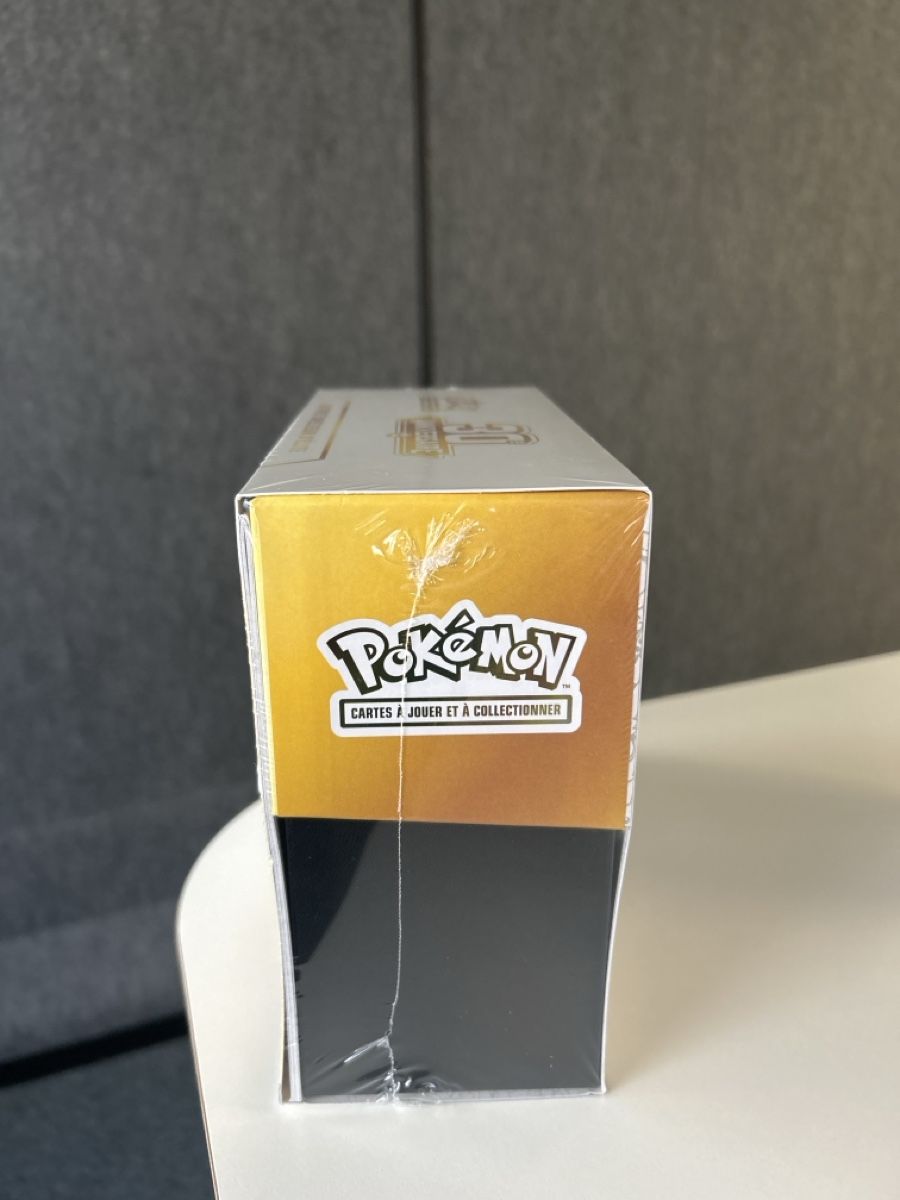 Pokémon Carte collezionabili: 30th ETB Französisch – Nuovo e nell'imballaggio originale da Pratteln venduto da dav_7ccc 2