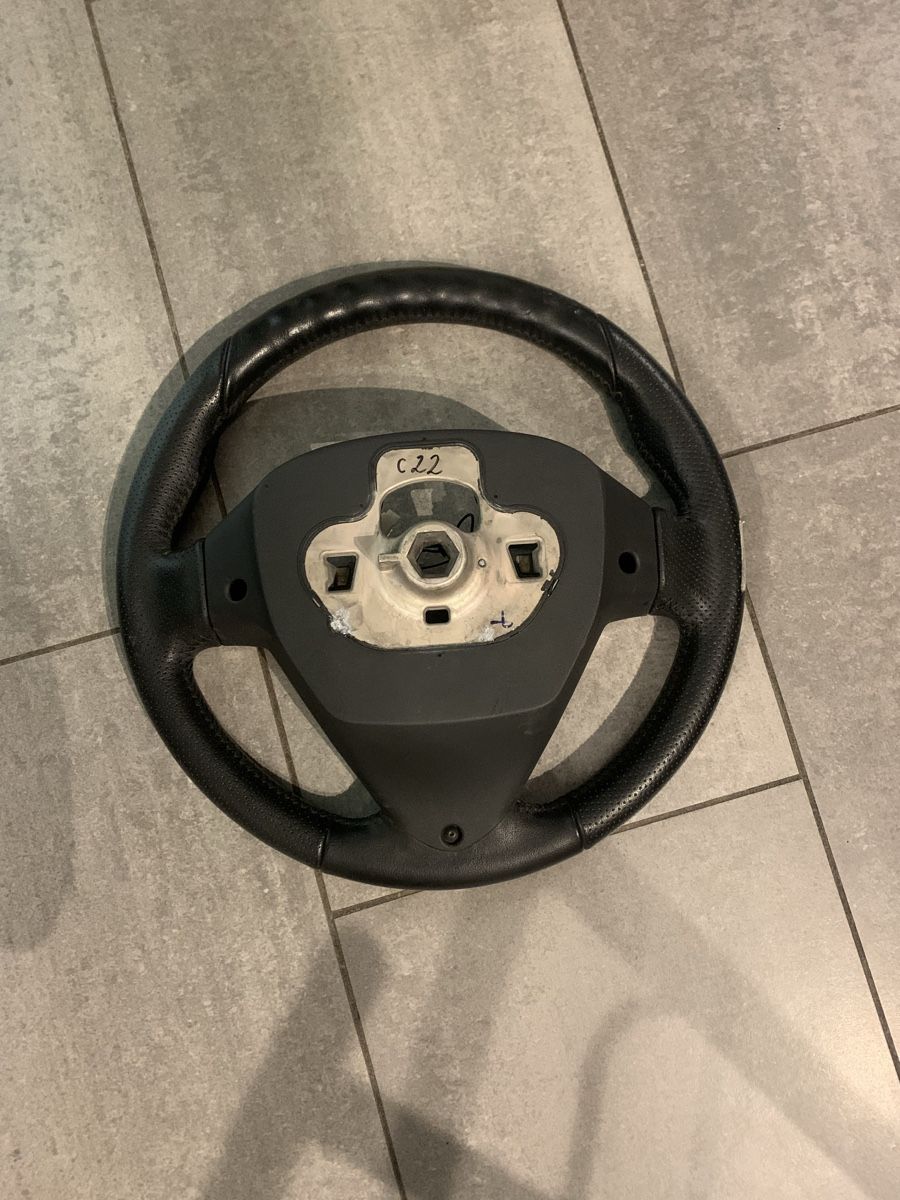 Ford Tutti pezzi di ricambio auto: Ford Fiesta Lenkrad – Usato da Heimberg venduto da yae_7b7l 1