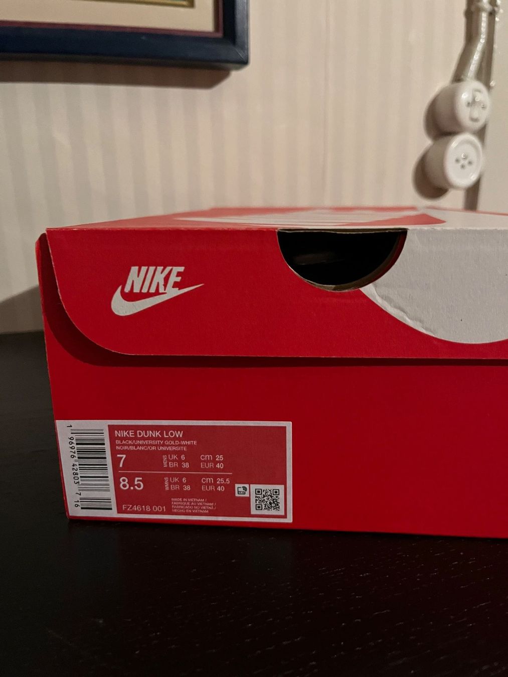 Nike Scarpe da uomo: Nike Dunk - University Gold-White - 40 (7US) – Nuovo e nell'imballaggio originale da Erlach venduto da migdep985 3