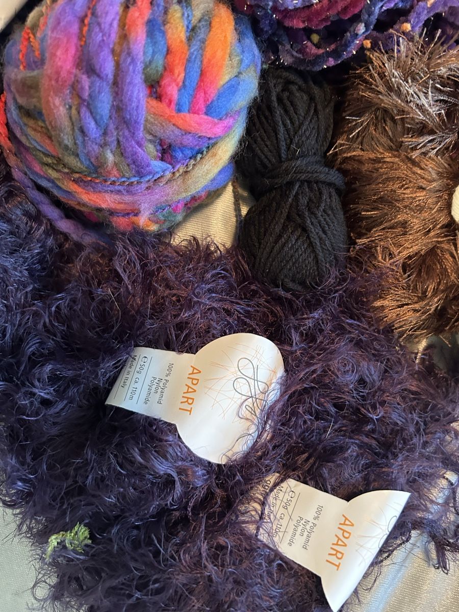 Lana: ***18 kunterbunte Wollknäuel*** – Usato da Winterthur venduto da stella67 2
