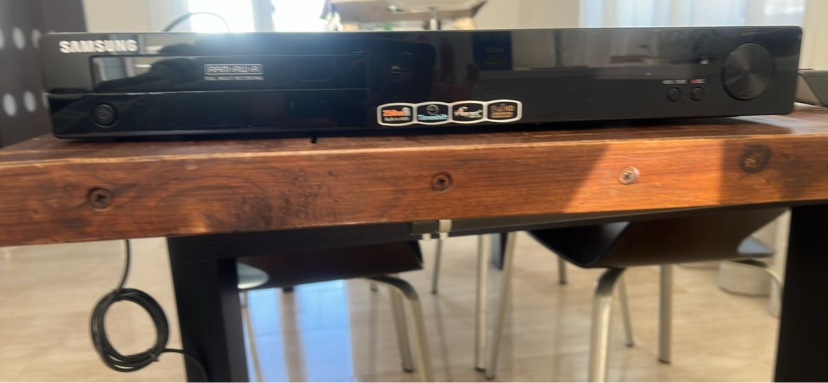 Samsung Registratori: Samsung DVD HR - 775 HDD DVD Recorder – Usato da Basel venduto da spillone123